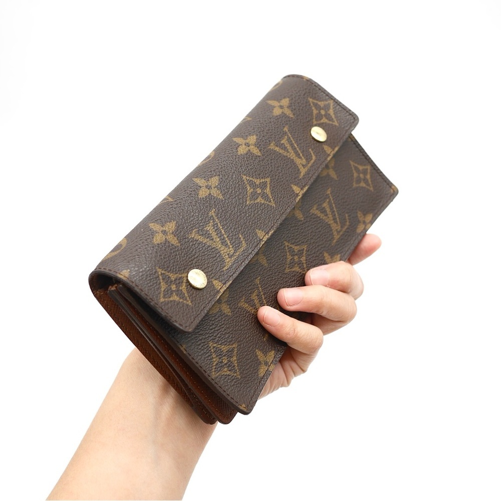 🍓LV Two-Buttons Monogram Wallet - Picture 13 of 13